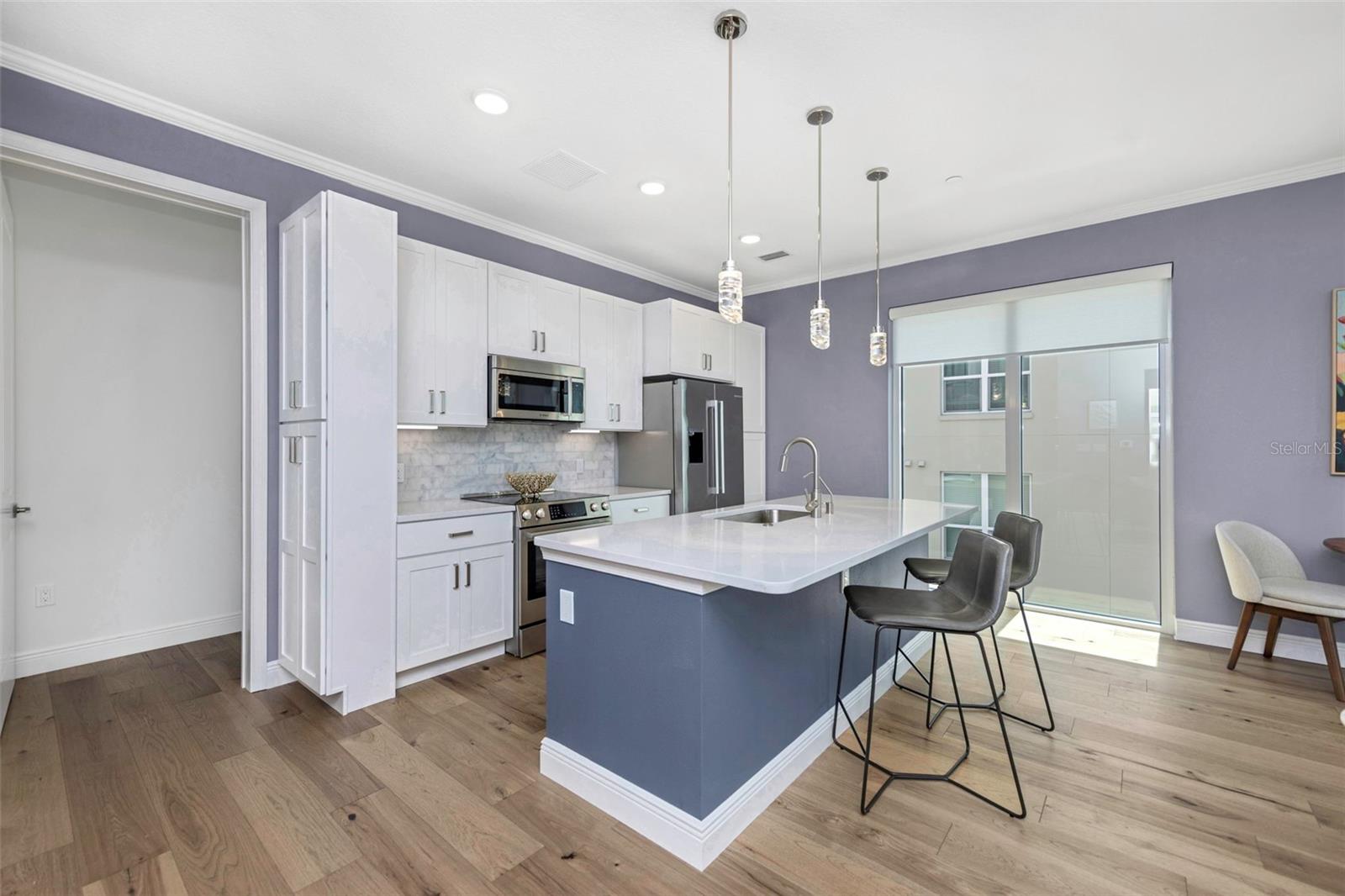 Image 14 of 50 For 600 3rd Avenue S 305