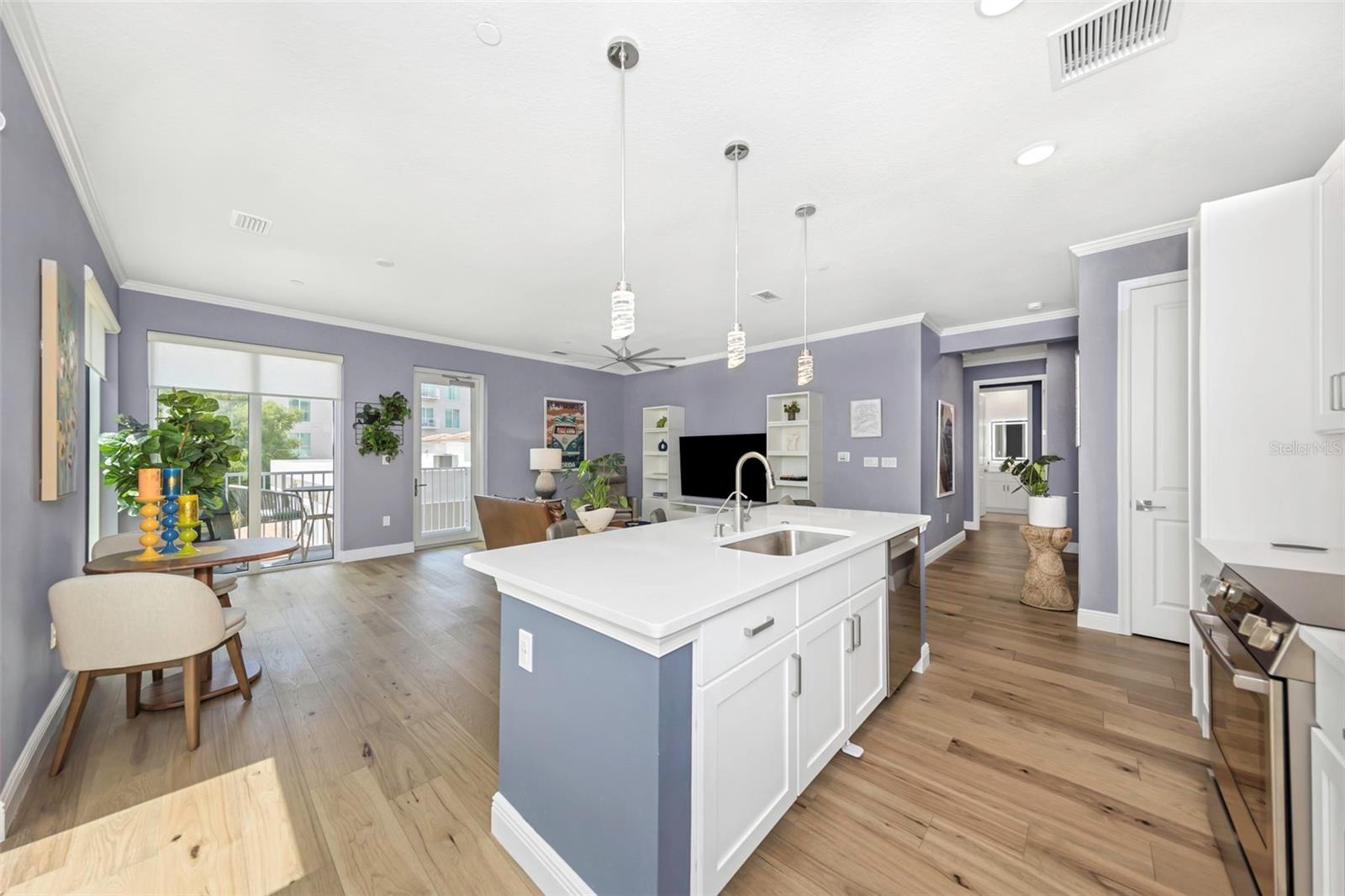 Image 16 of 50 For 600 3rd Avenue S 305