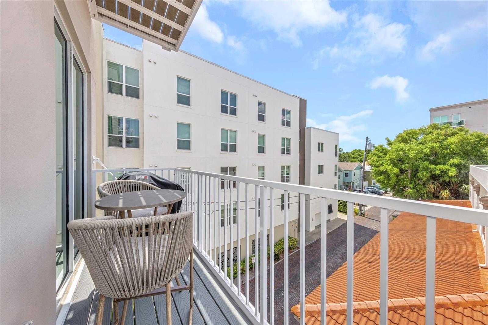 Image 23 of 50 For 600 3rd Avenue S 305