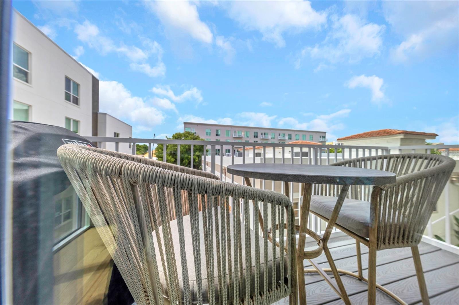 Image 25 of 50 For 600 3rd Avenue S 305