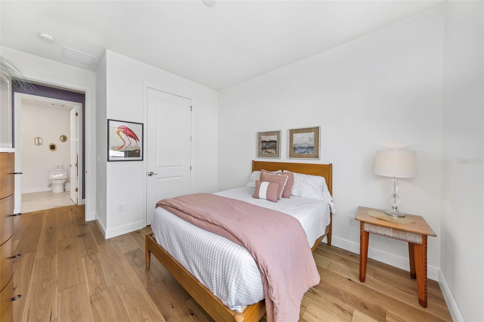 Image 34 of 50 For 600 3rd Avenue S 305