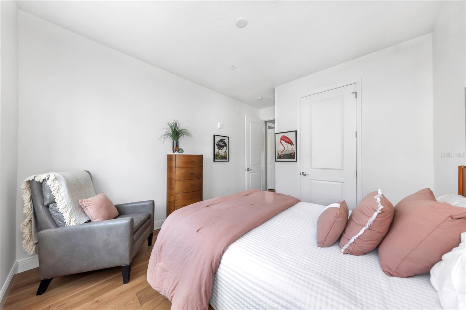 Image 35 of 50 For 600 3rd Avenue S 305