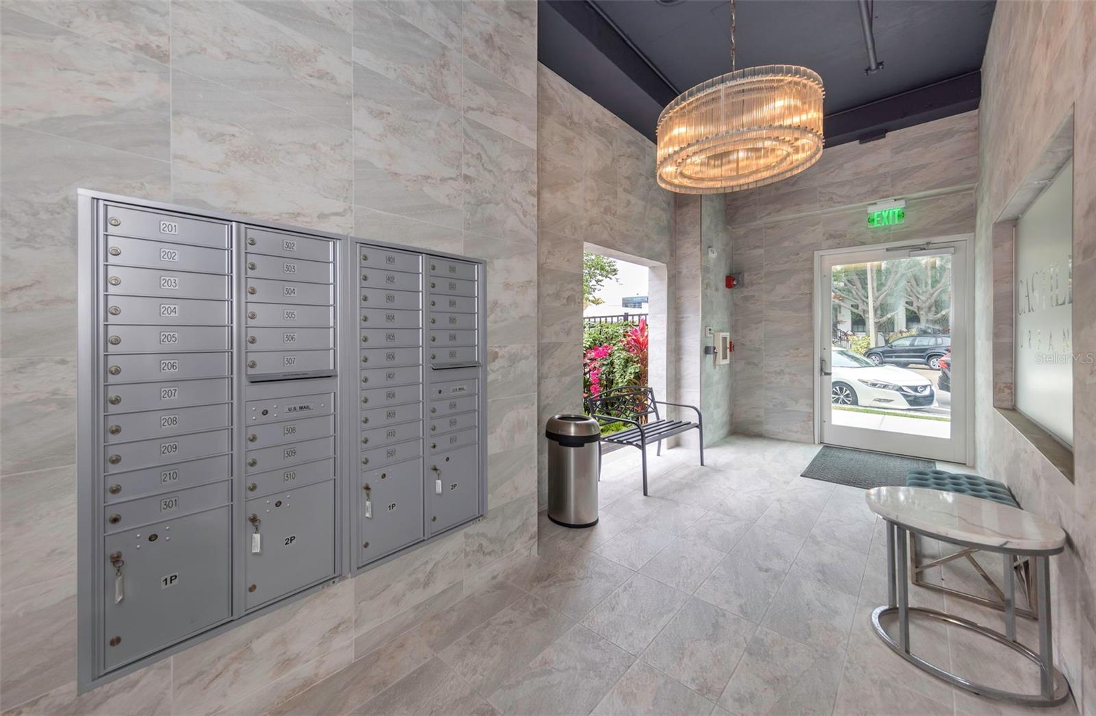 Image 5 of 50 For 600 3rd Avenue S 305