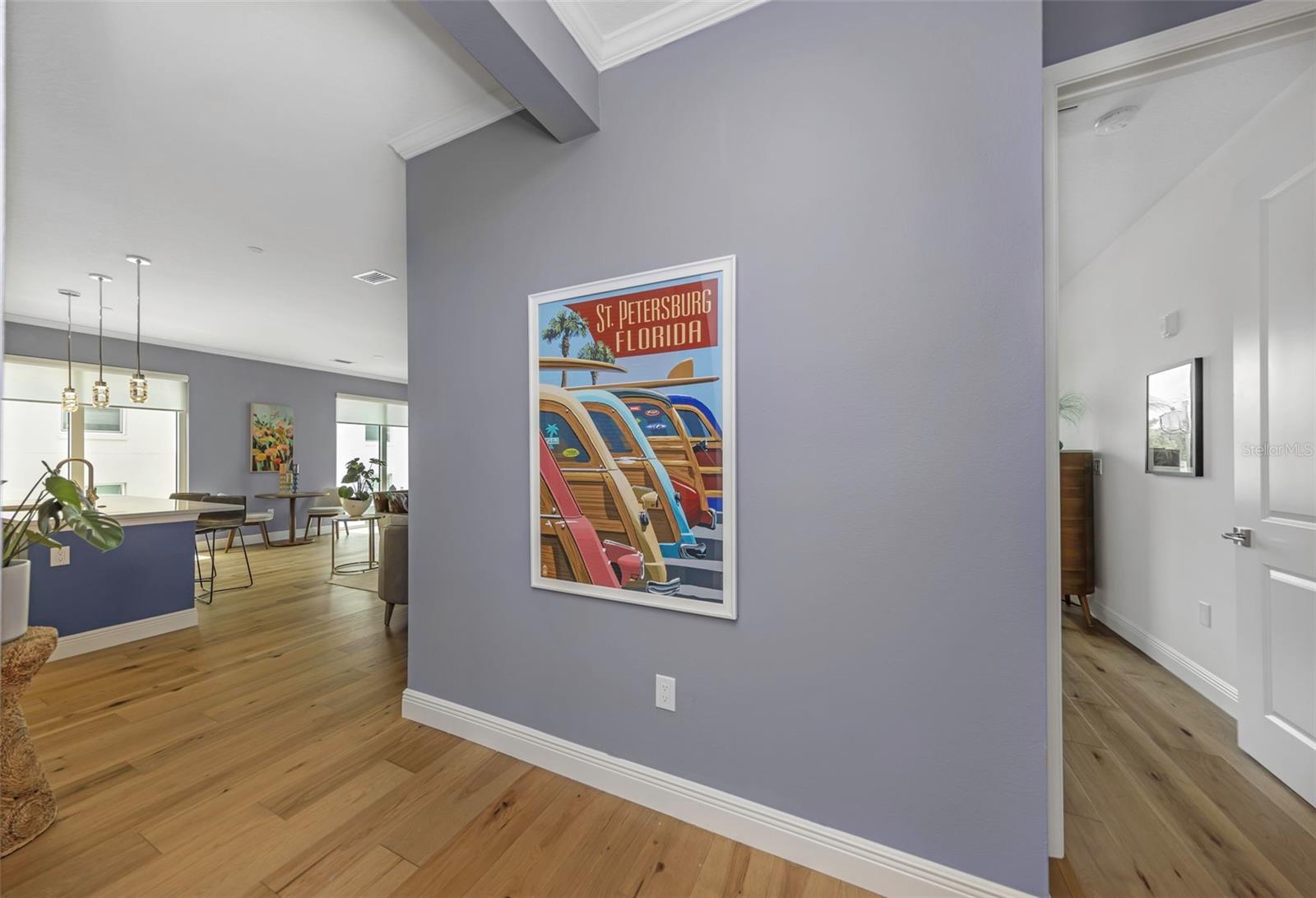 Image 7 of 50 For 600 3rd Avenue S 305