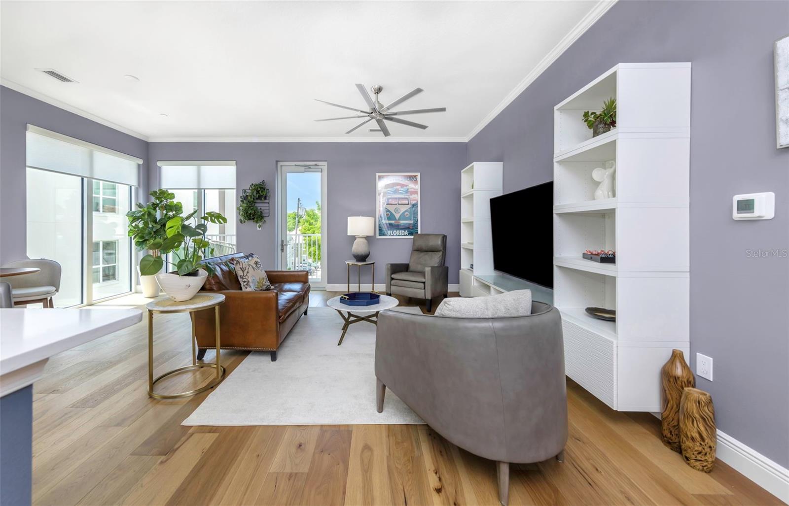 Image 9 of 50 For 600 3rd Avenue S 305