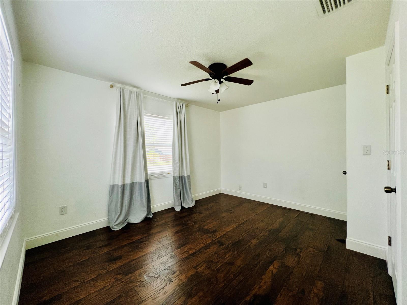 Image 21 of 30 For 1930 Douglas Avenue