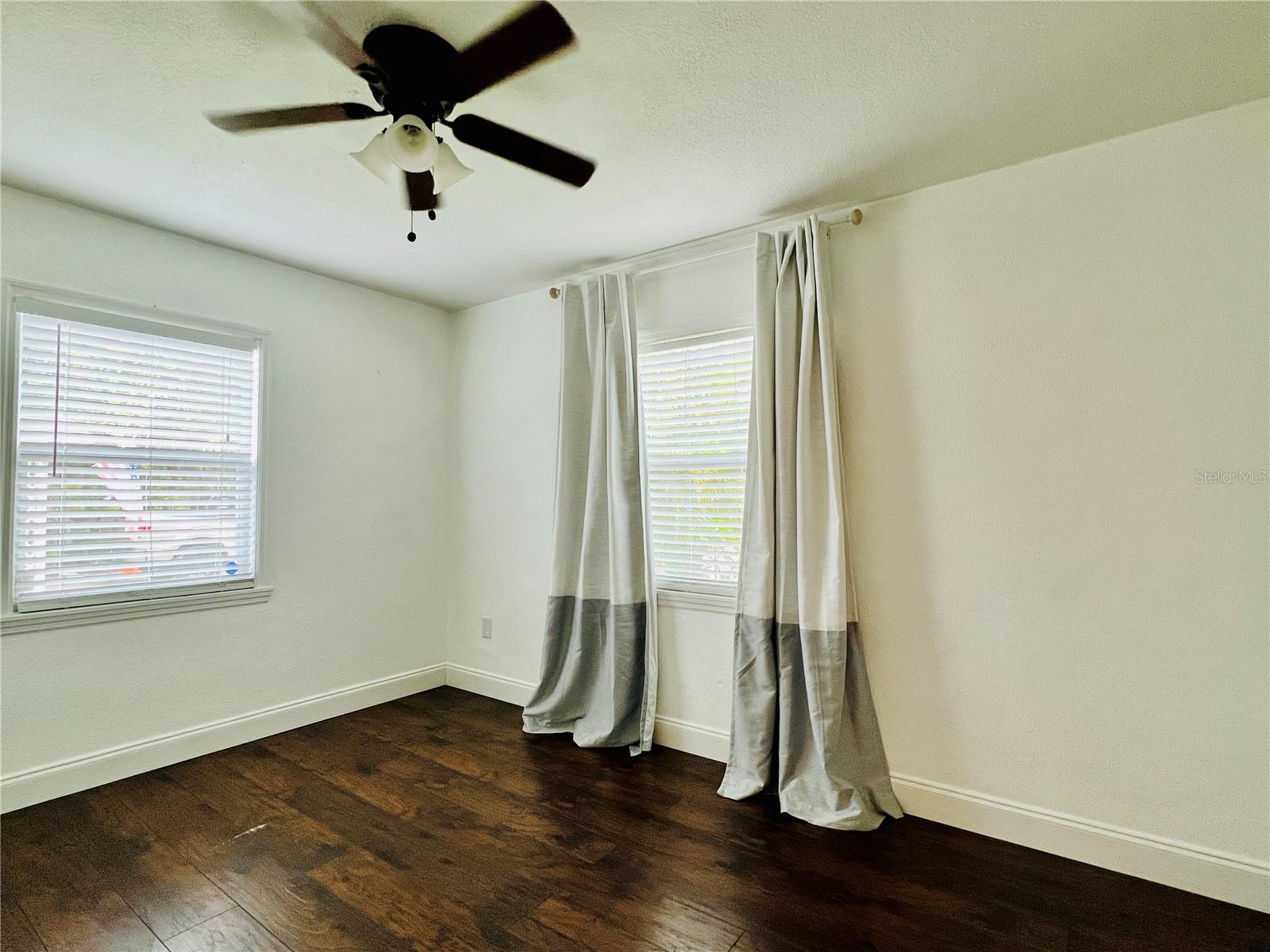 Image 23 of 30 For 1930 Douglas Avenue