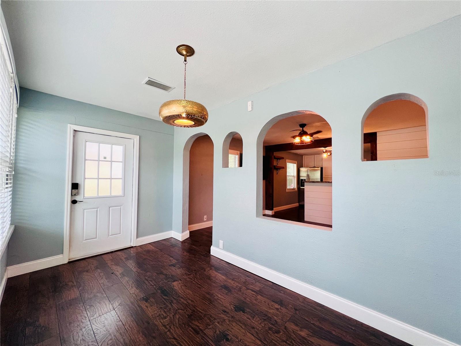 Image 27 of 30 For 1930 Douglas Avenue