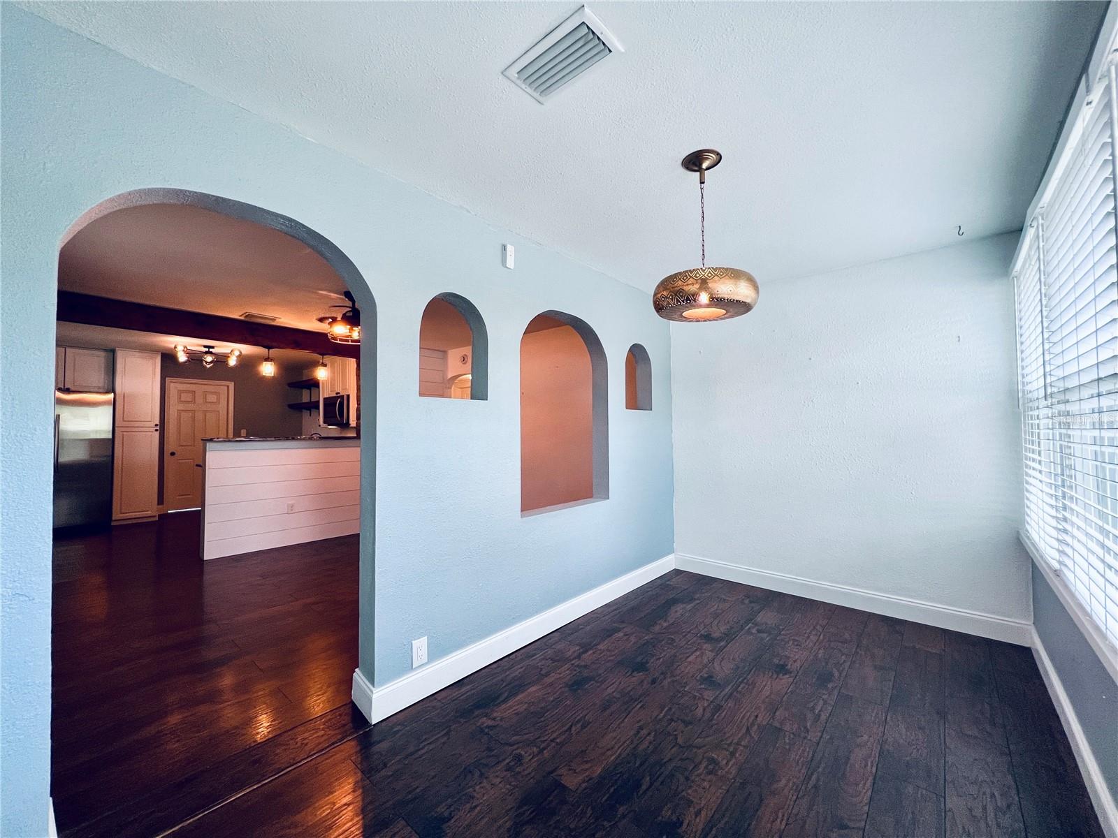 Image 28 of 30 For 1930 Douglas Avenue