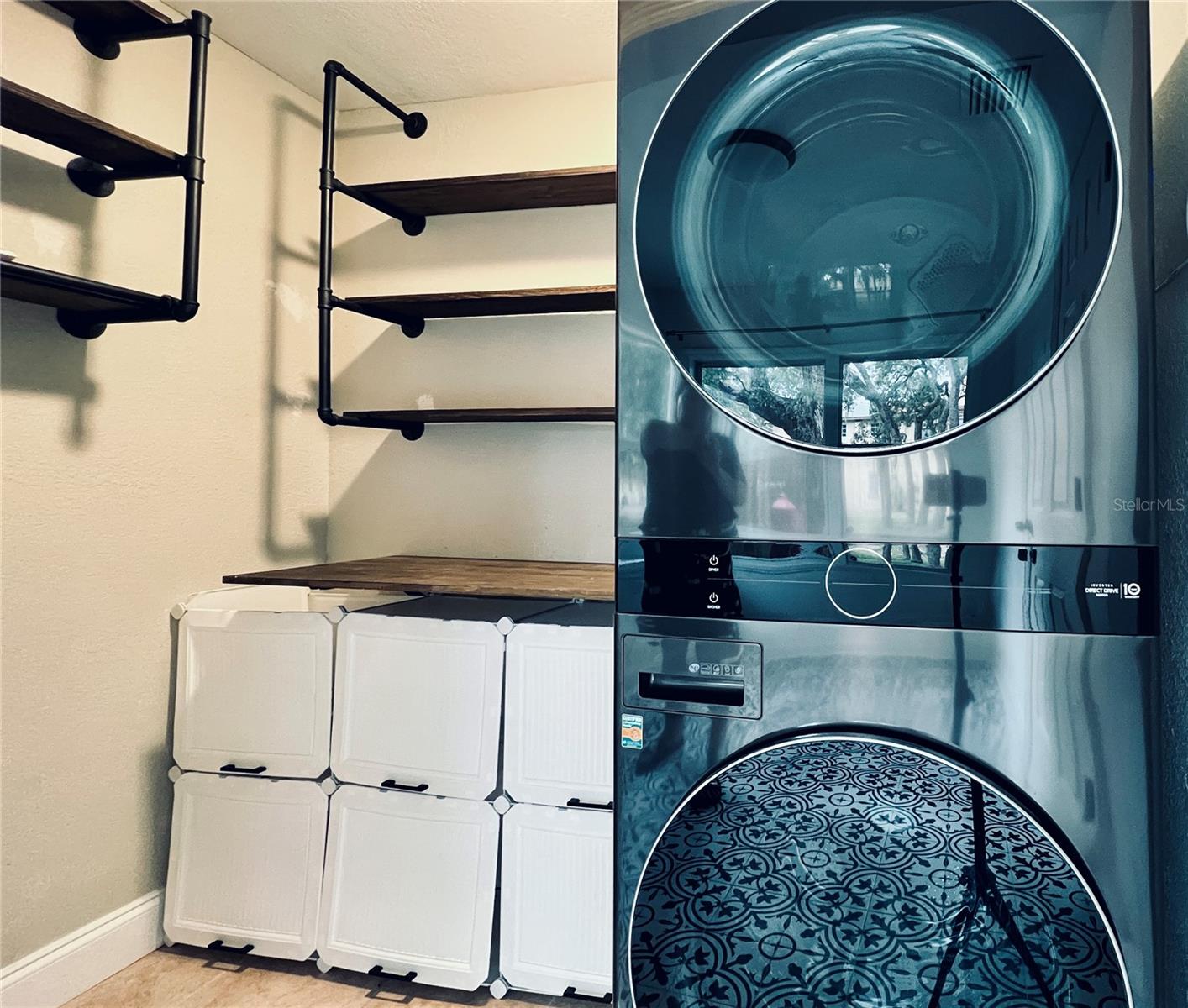 Image 9 of 30 For 1930 Douglas Avenue