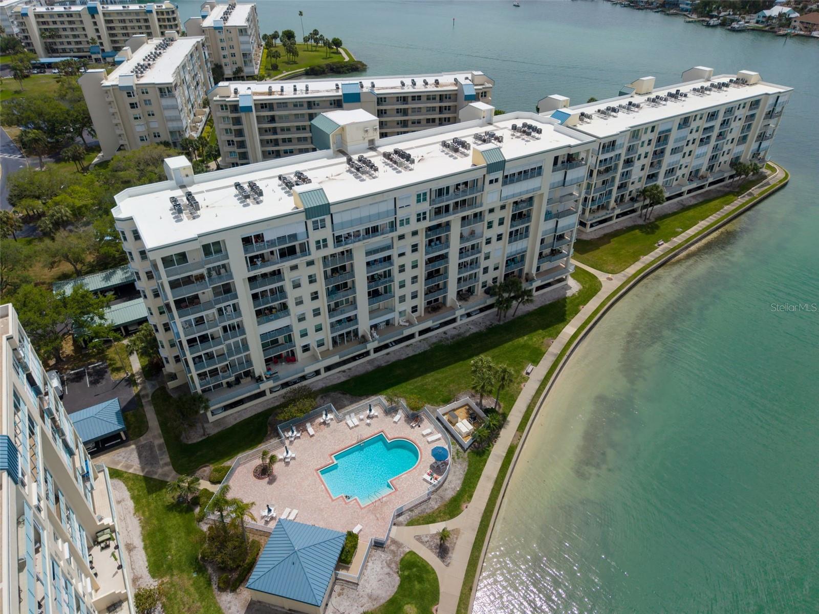 Image 31 of 41 For 7932 Sailboat Key Boulevard S 402