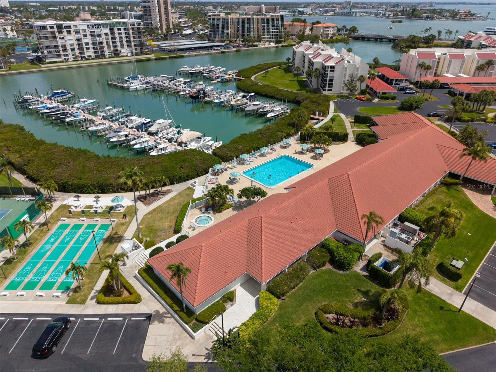 Image 36 of 41 For 7932 Sailboat Key Boulevard S 402