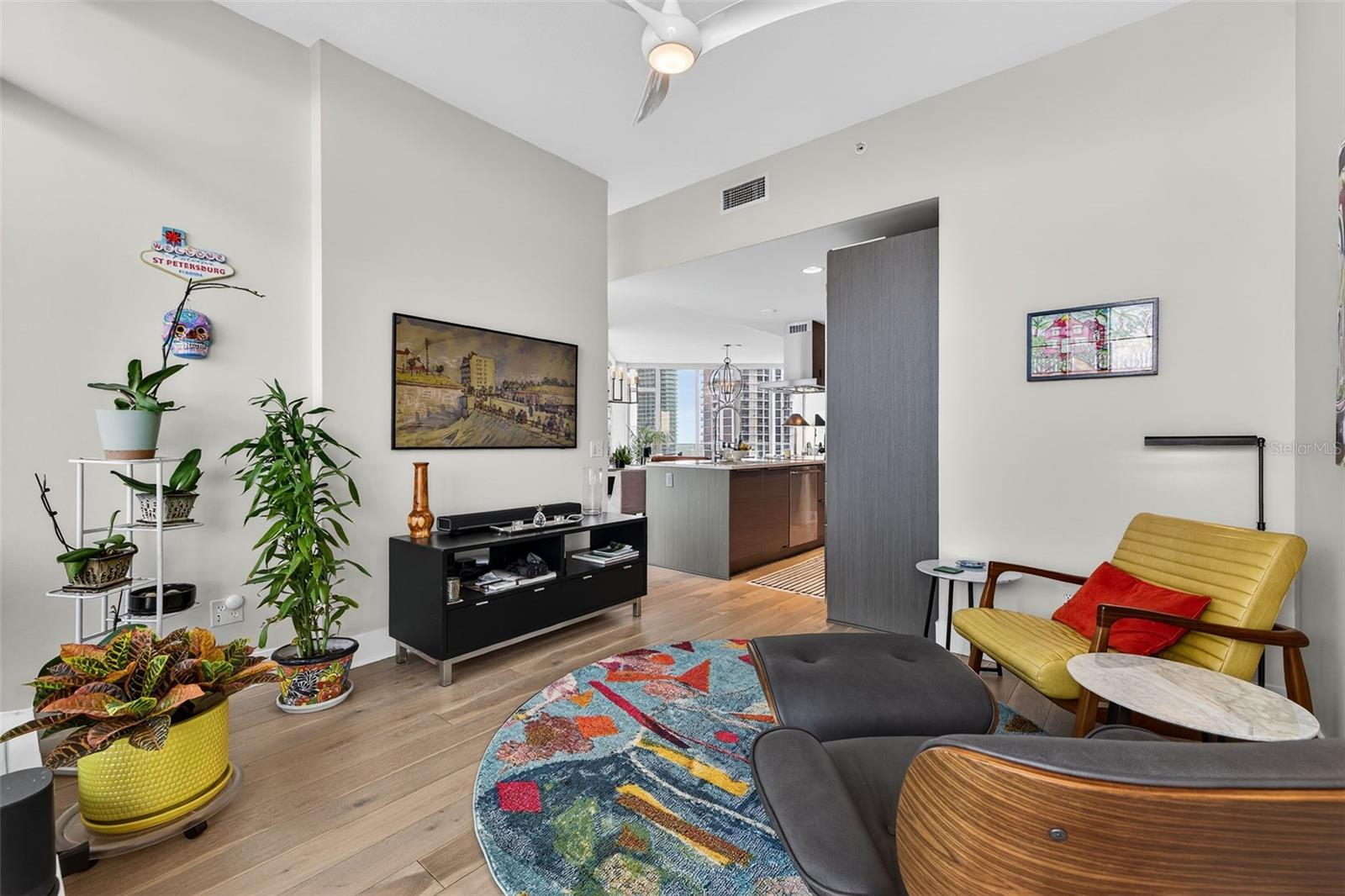 Listing photo id 16 for 175 1st Street S 3102