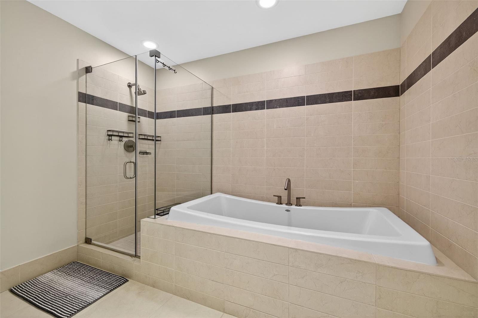 Listing photo id 21 for 175 1st Street S 3102