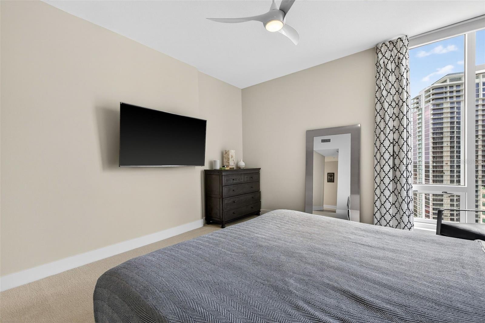 Listing photo id 28 for 175 1st Street S 3102