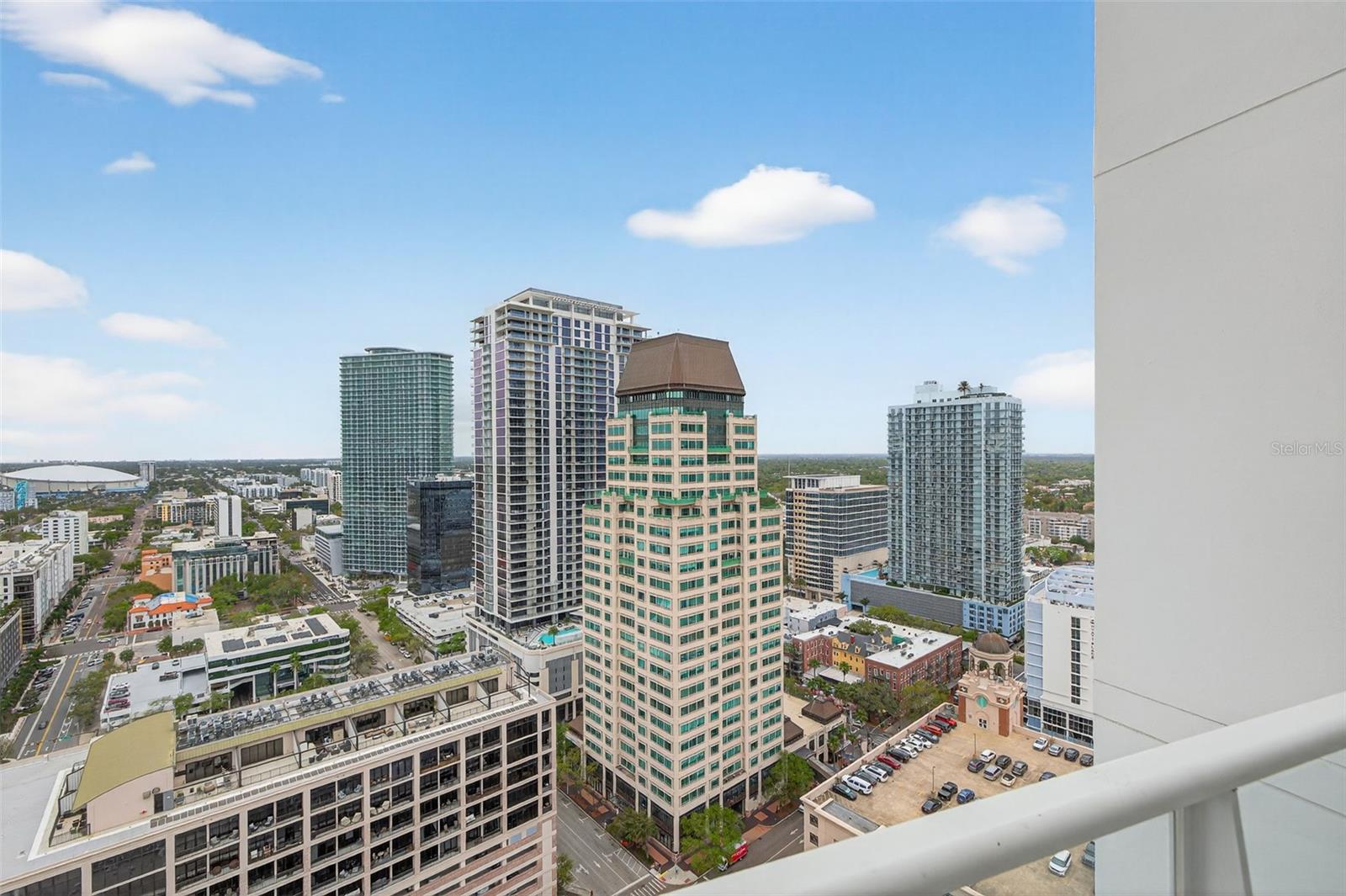 Listing photo id 36 for 175 1st Street S 3102