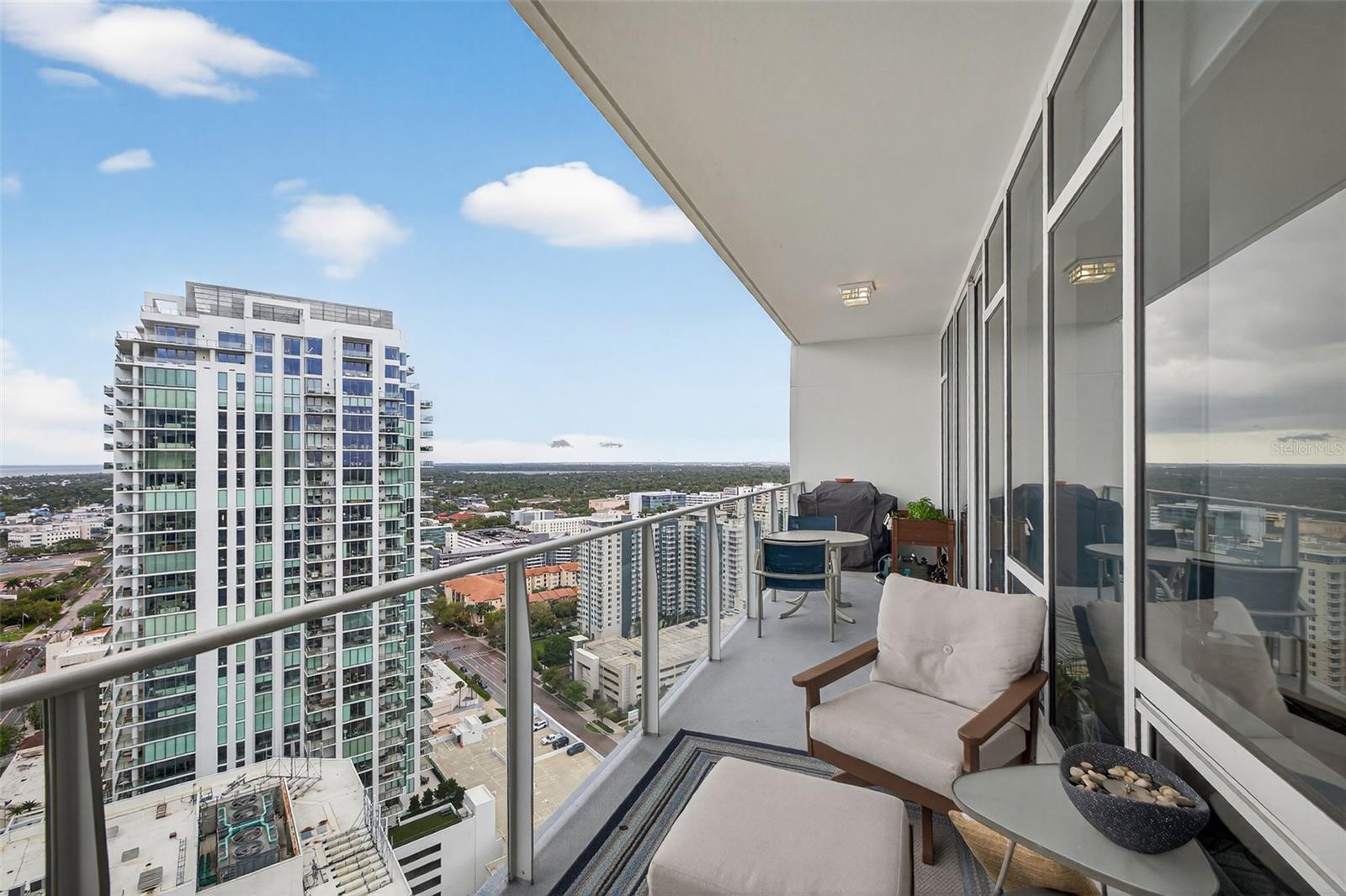 Listing photo id 43 for 175 1st Street S 3102