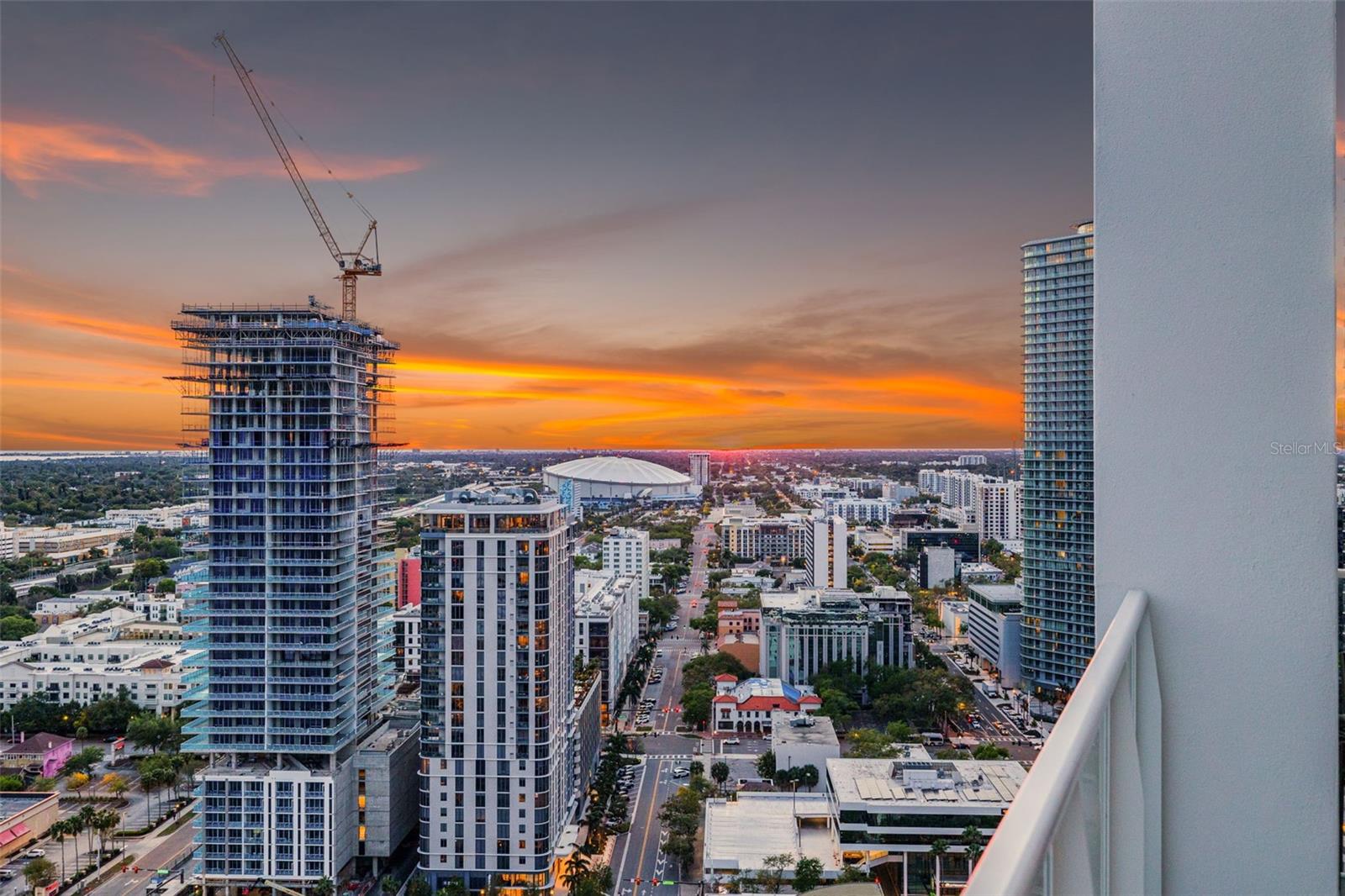 Listing photo id 49 for 175 1st Street S 3102