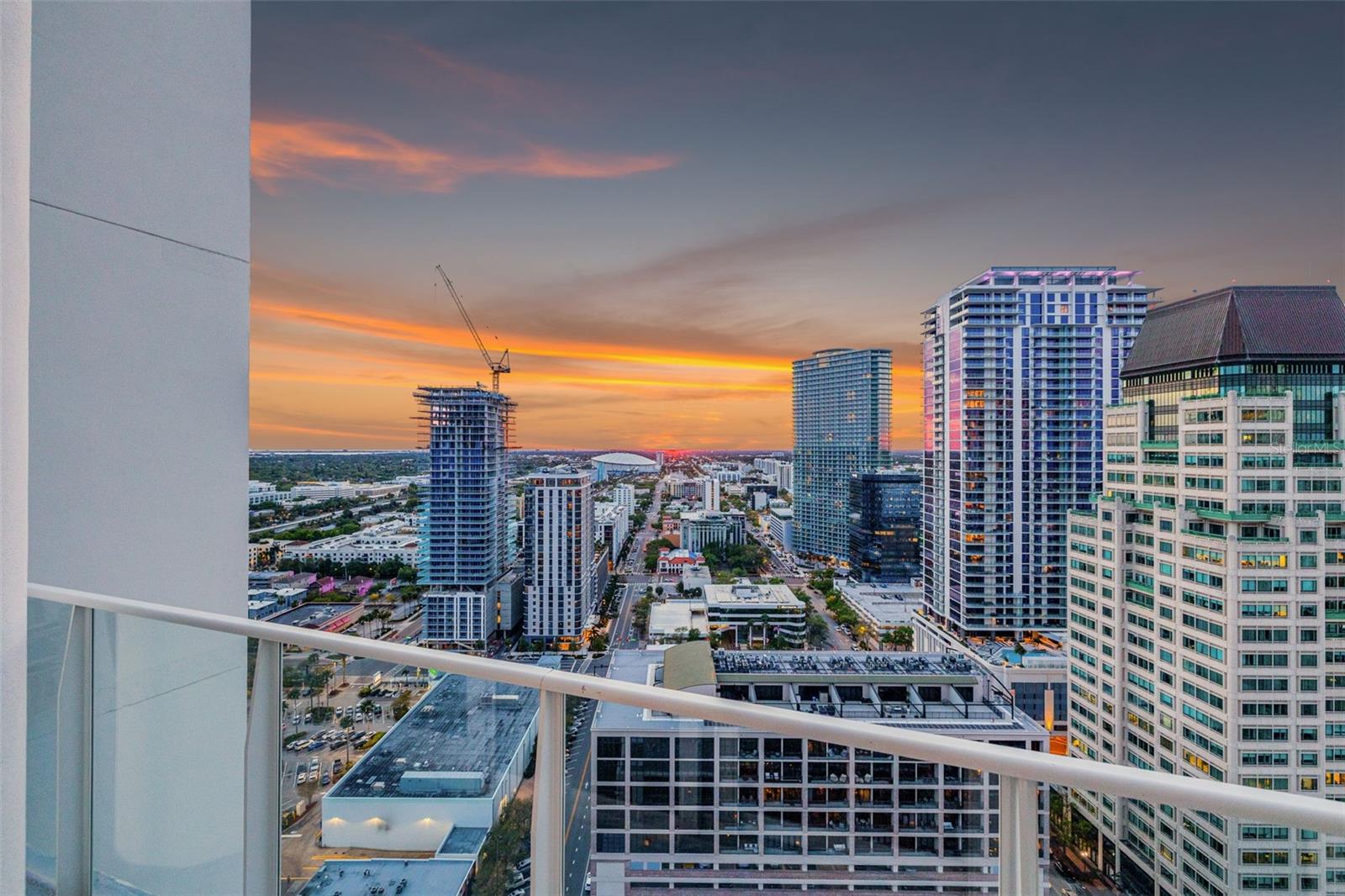 Listing photo id 53 for 175 1st Street S 3102