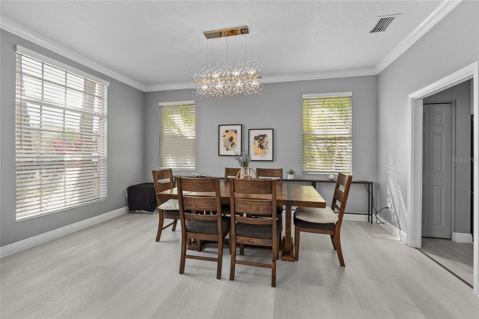 Image 10 of 81 For 15618 Shoal Creek Place