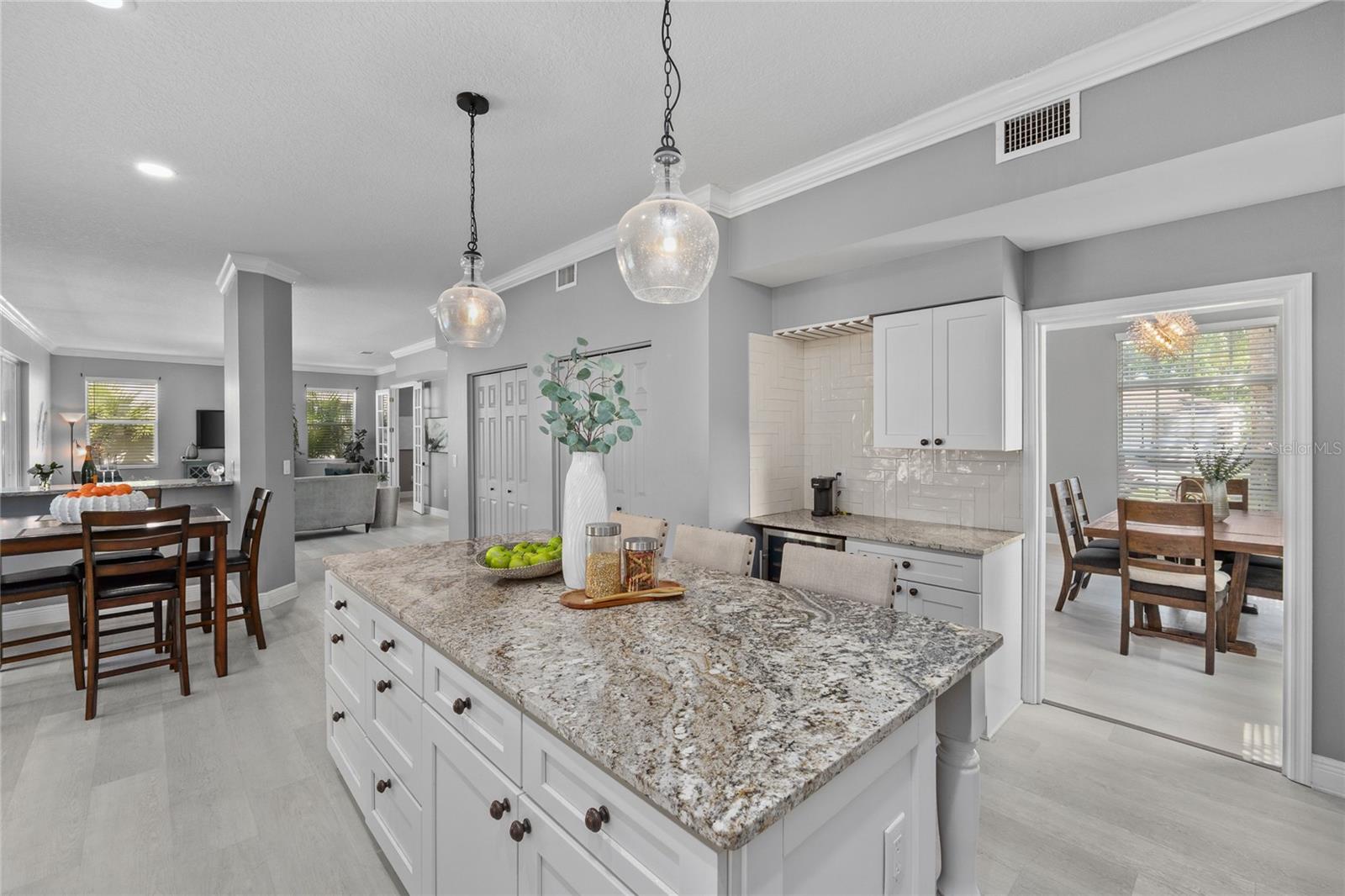 Image 11 of 81 For 15618 Shoal Creek Place