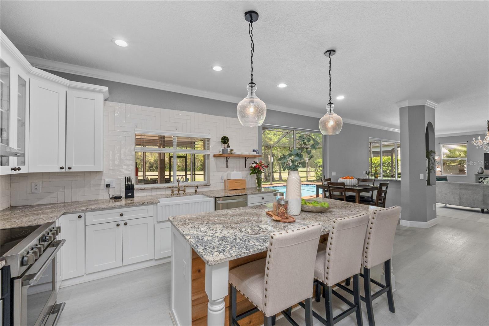 Image 16 of 81 For 15618 Shoal Creek Place