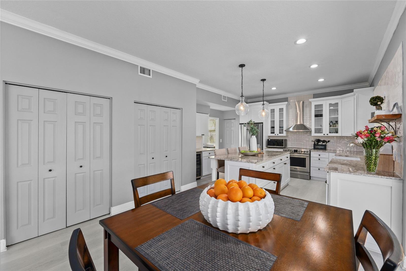 Image 19 of 81 For 15618 Shoal Creek Place