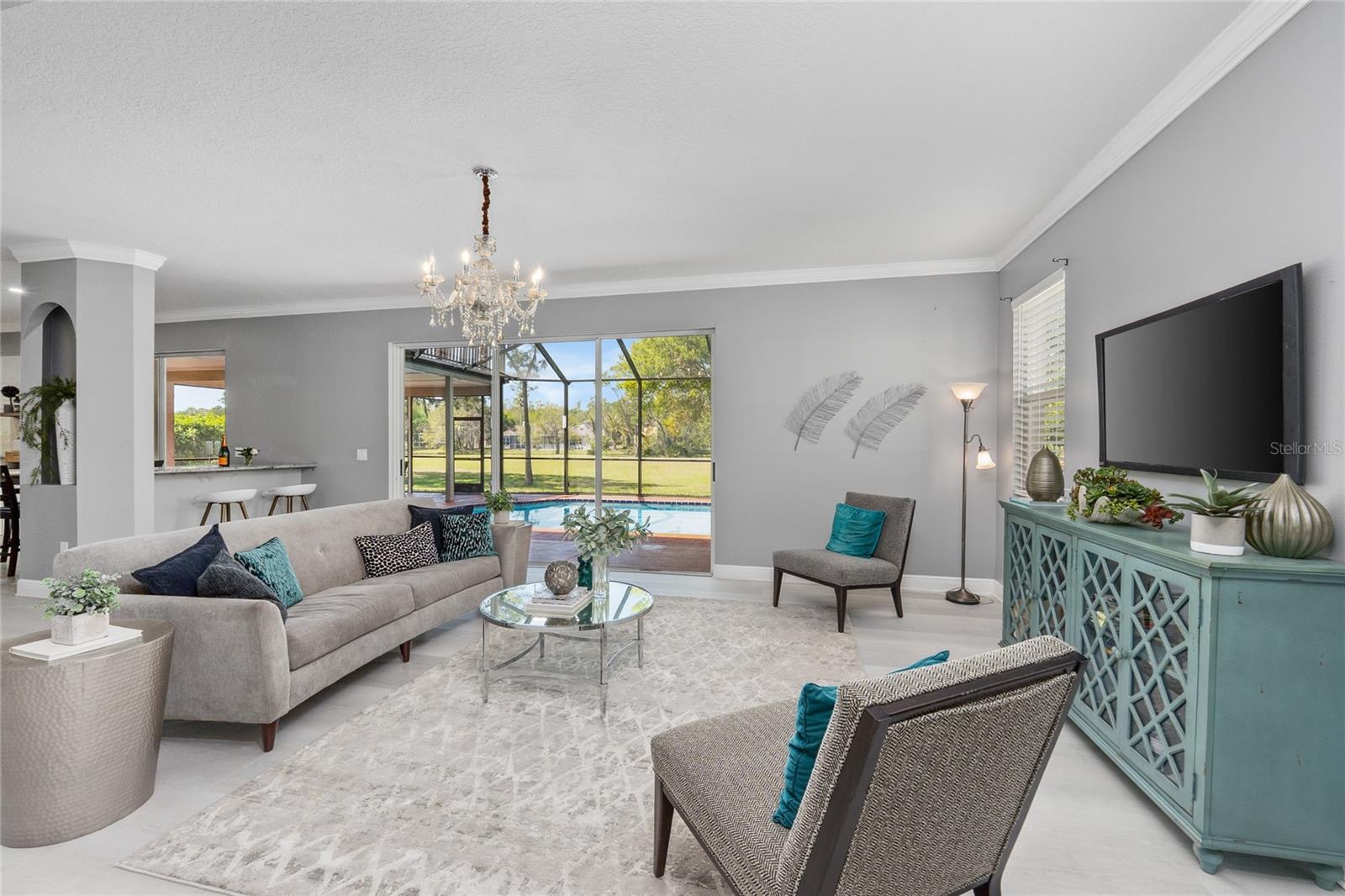 Image 23 of 81 For 15618 Shoal Creek Place