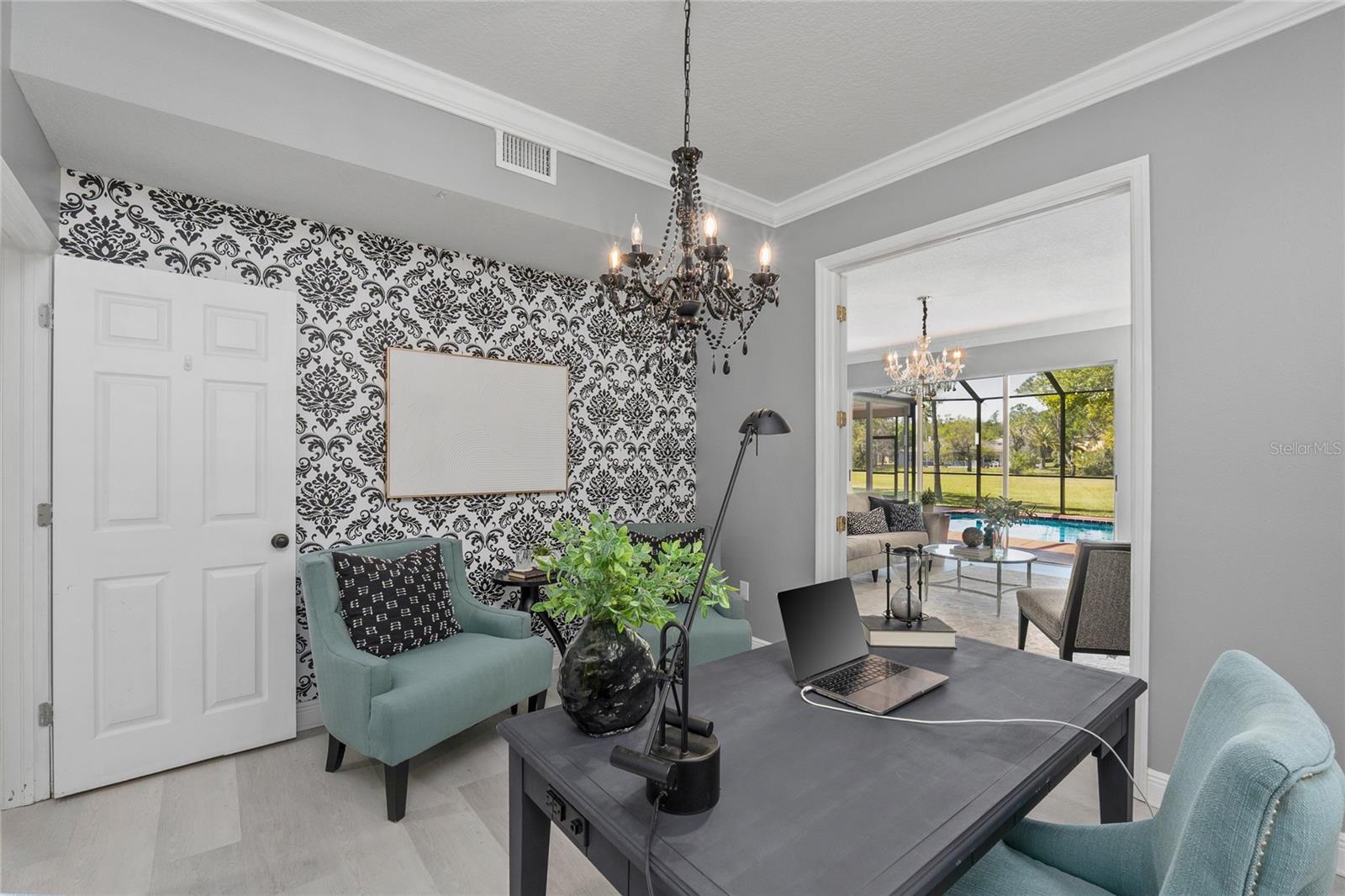 Image 25 of 81 For 15618 Shoal Creek Place