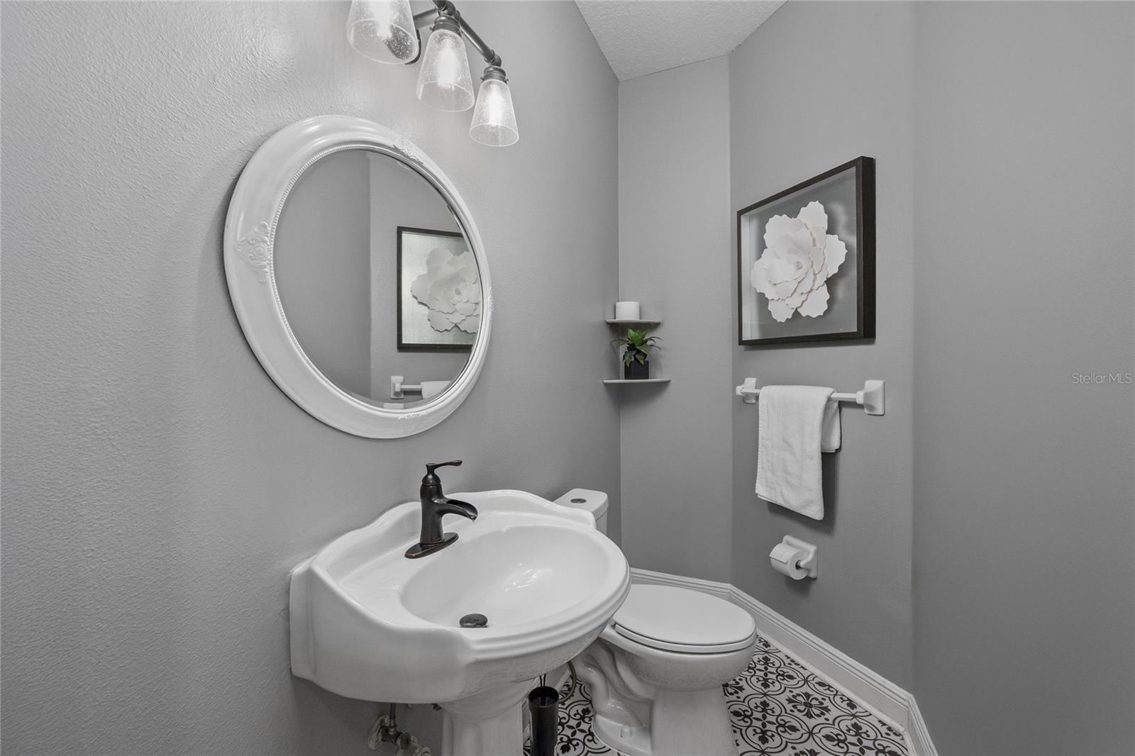 Image 27 of 81 For 15618 Shoal Creek Place