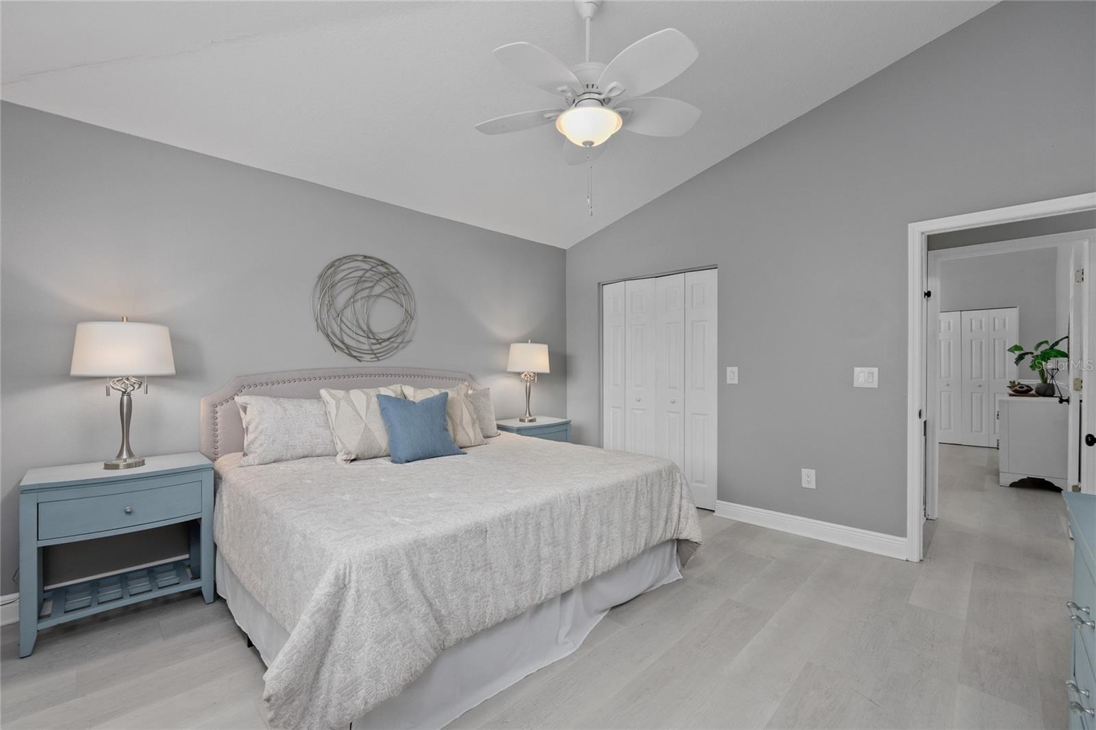 Image 42 of 81 For 15618 Shoal Creek Place