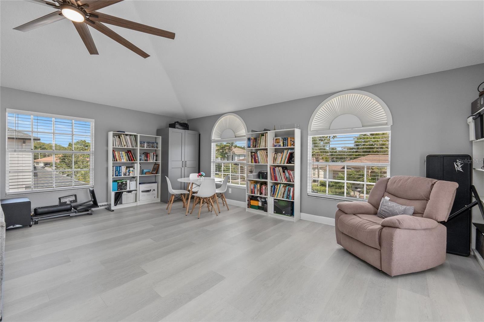 Image 45 of 81 For 15618 Shoal Creek Place