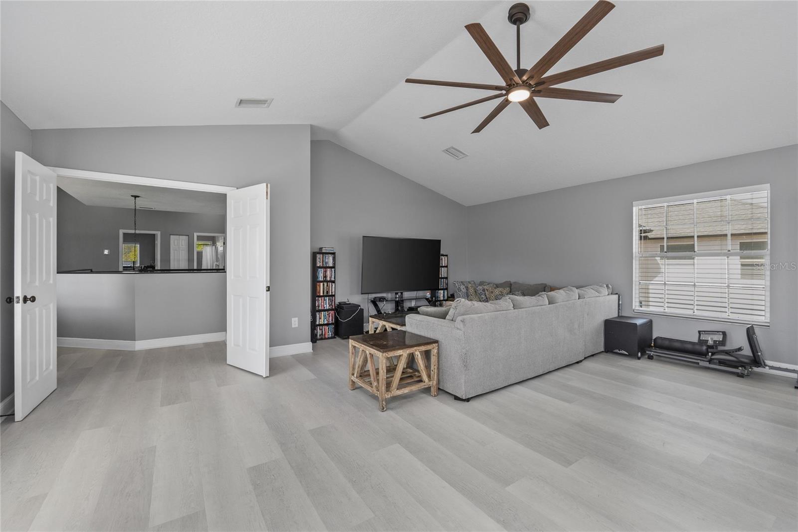 Image 46 of 81 For 15618 Shoal Creek Place