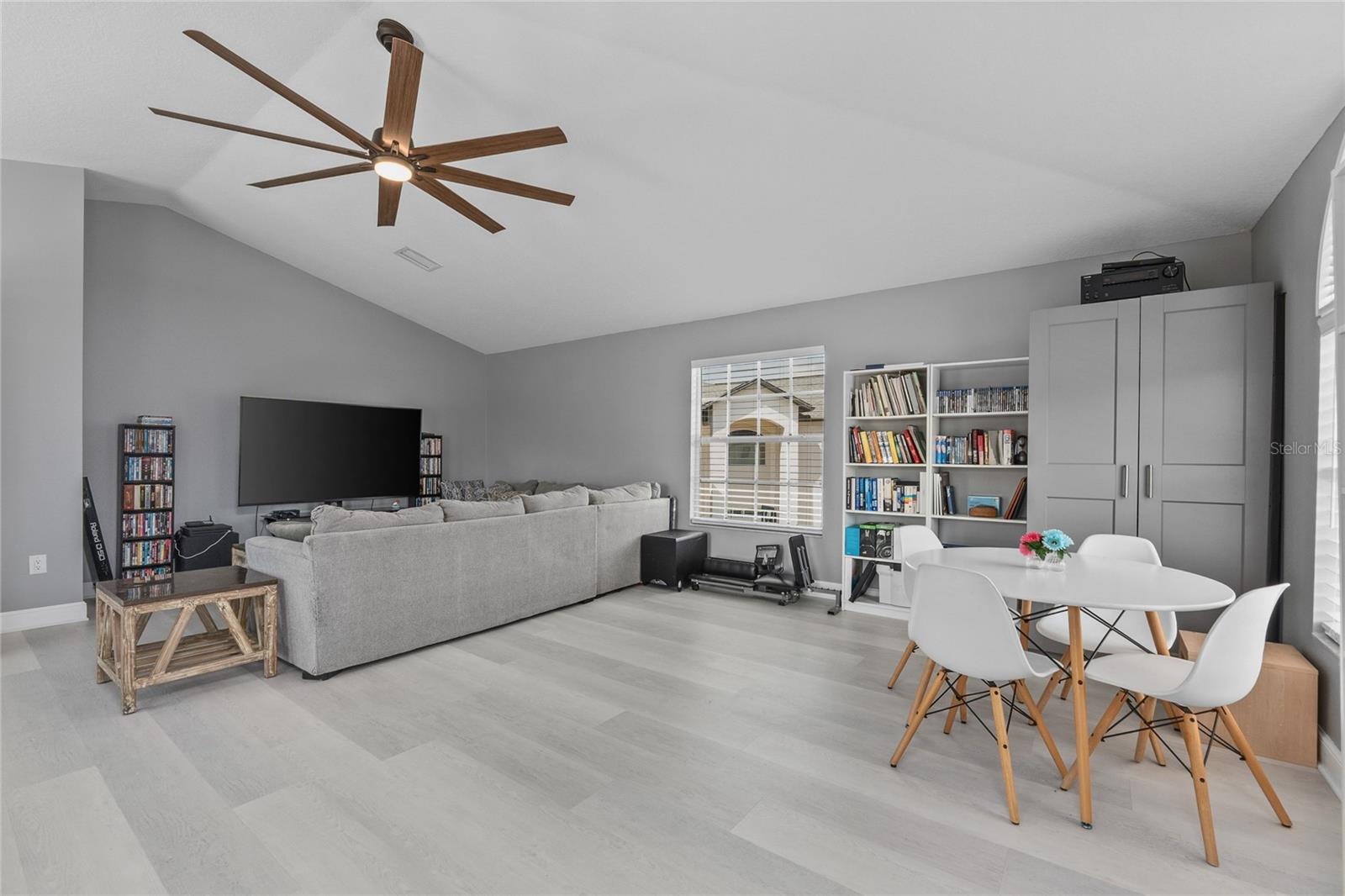 Image 48 of 81 For 15618 Shoal Creek Place