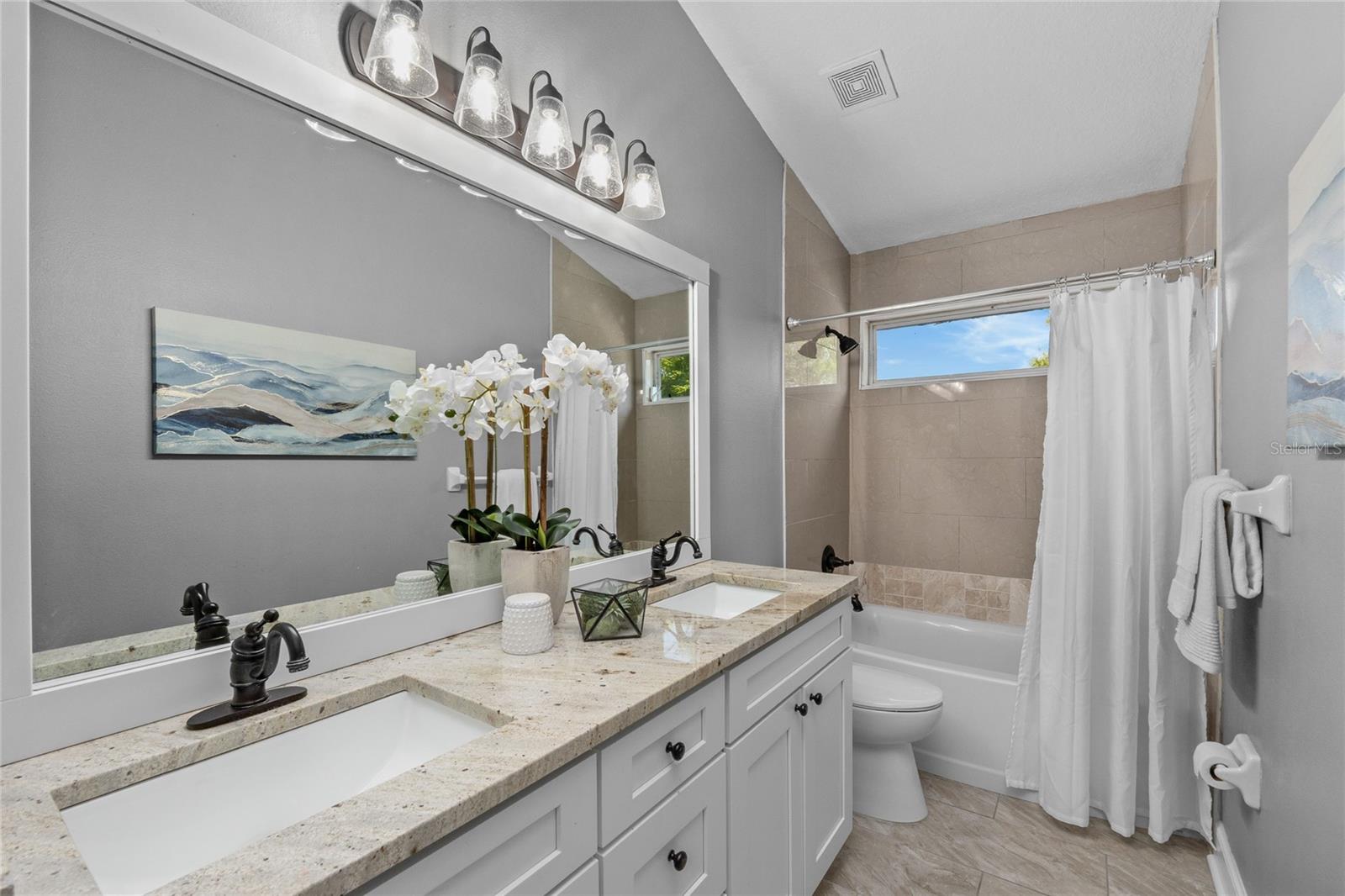 Image 51 of 81 For 15618 Shoal Creek Place