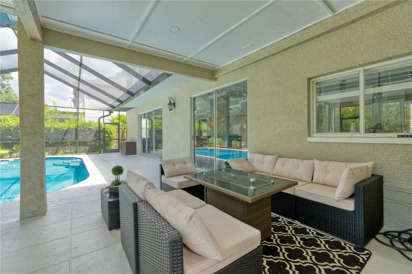 Image 57 of 81 For 15618 Shoal Creek Place