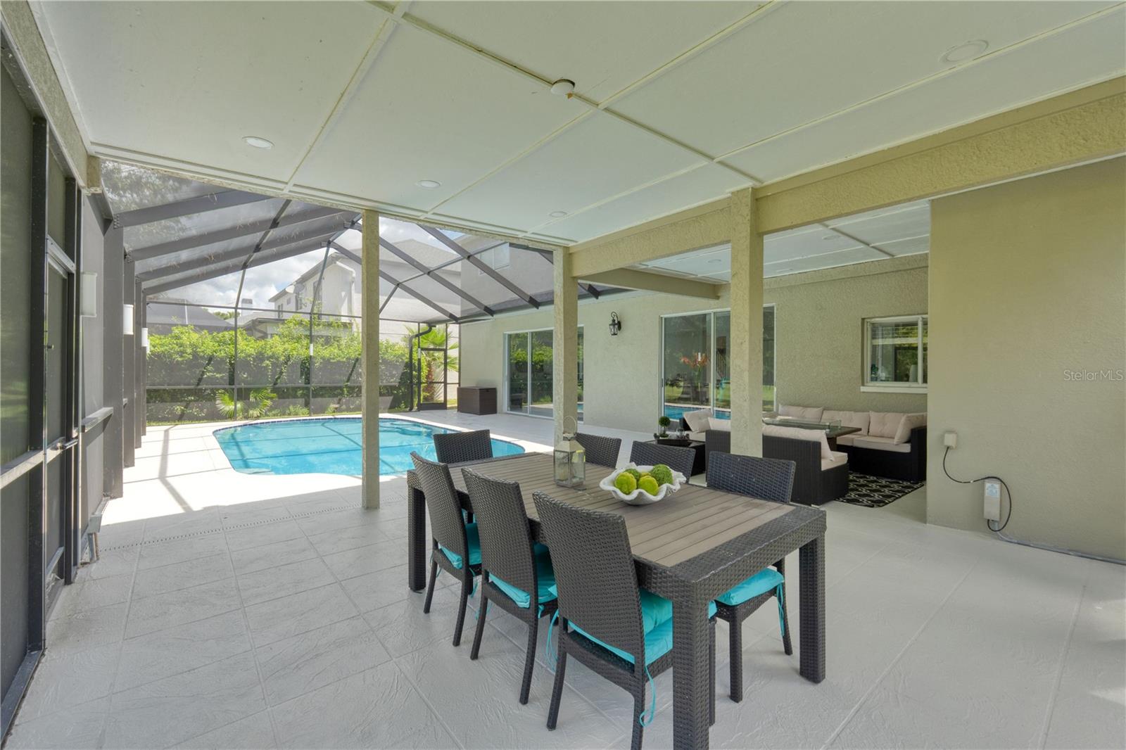 Image 60 of 81 For 15618 Shoal Creek Place