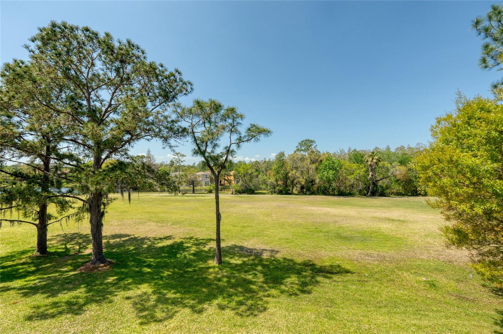 Image 64 of 81 For 15618 Shoal Creek Place