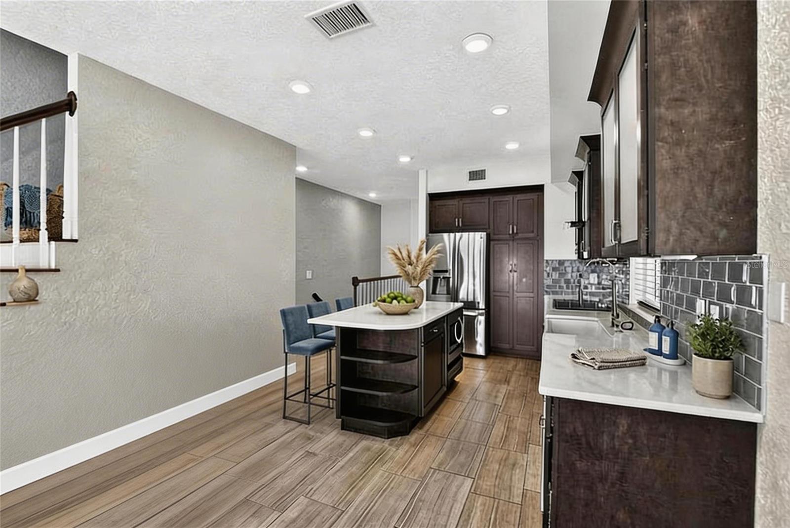 Image 8 of 33 For 4639 Mirabella Court