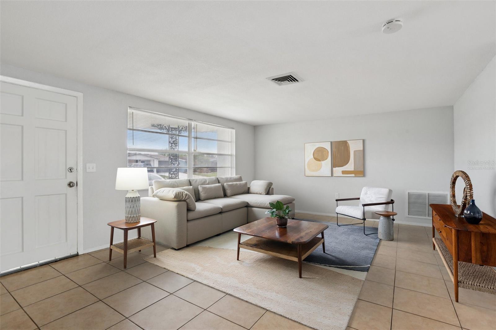 Image 5 of 28 For 5203 Overton Drive