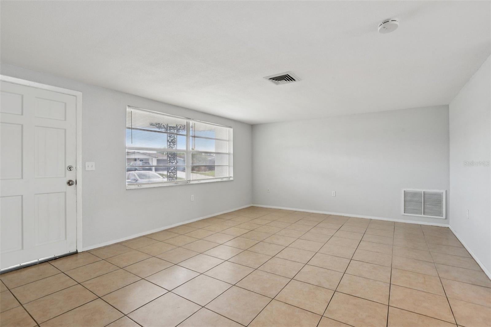 Image 6 of 28 For 5203 Overton Drive