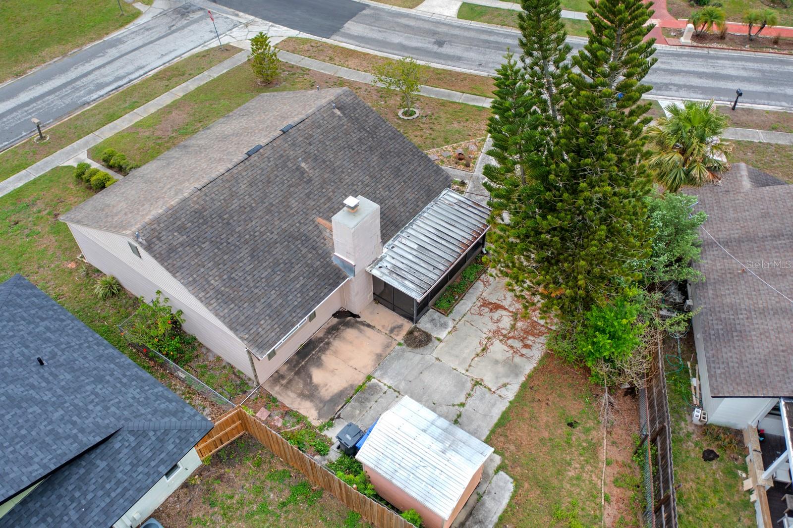 Listing photo id 26 for 3029 Cedaridge Drive