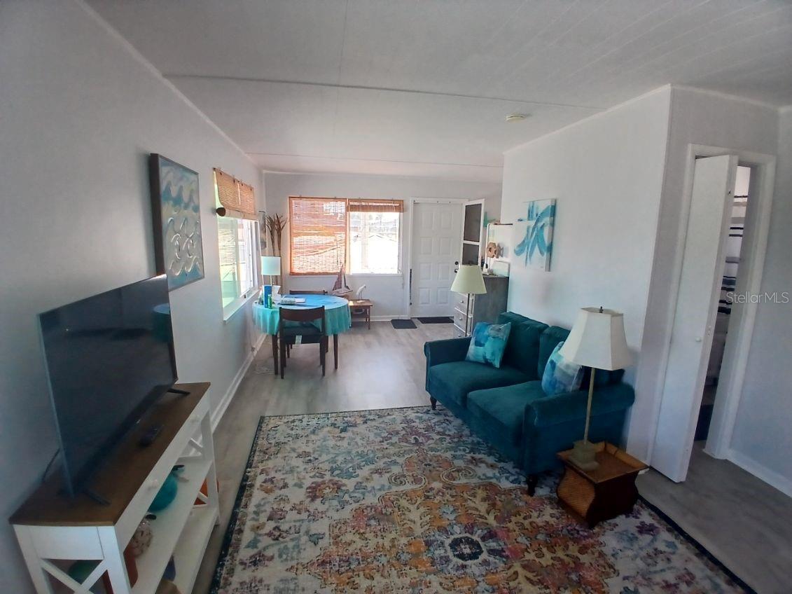 Image 10 of 32 For 18213 Gulf Boulevard A