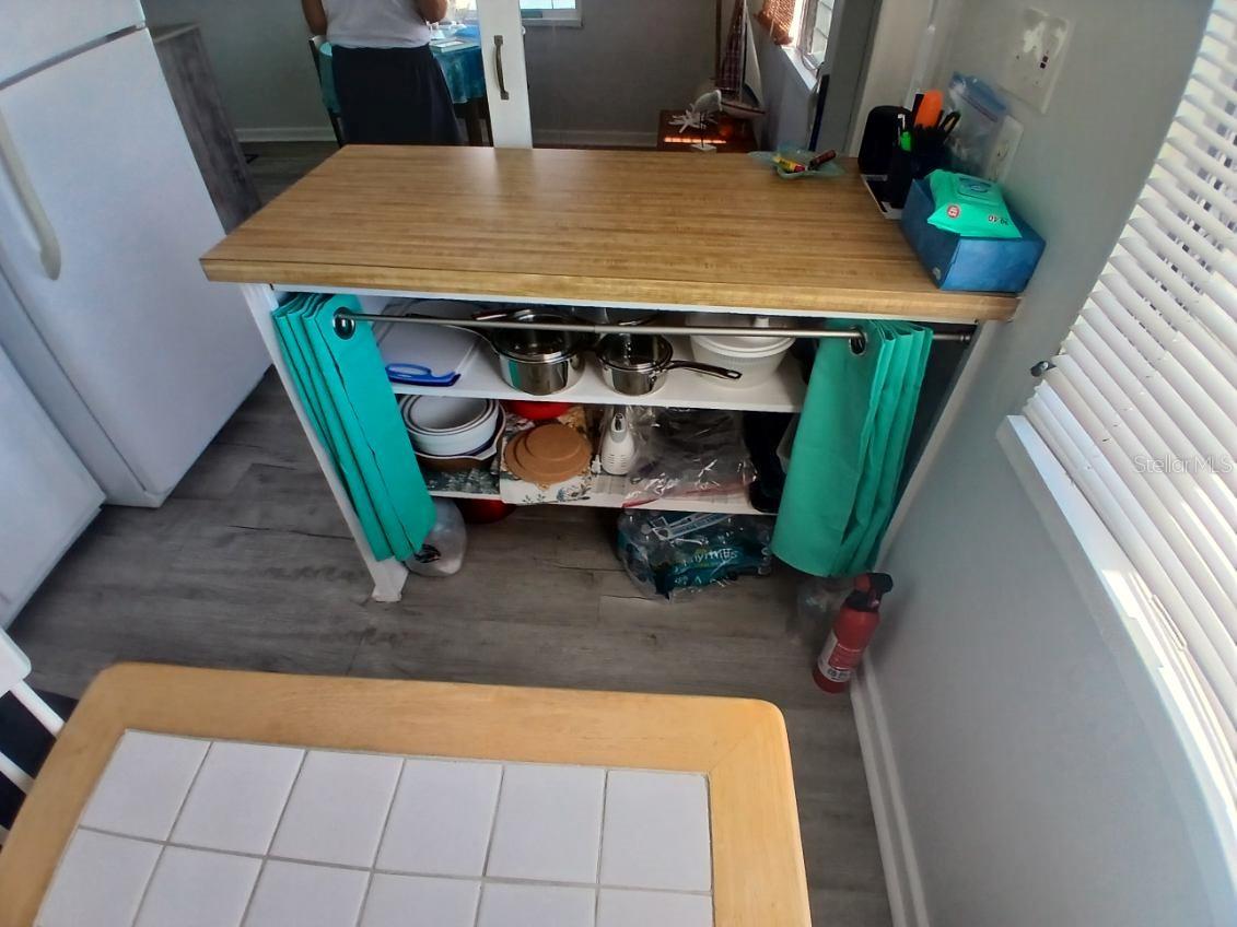 Image 16 of 32 For 18213 Gulf Boulevard A