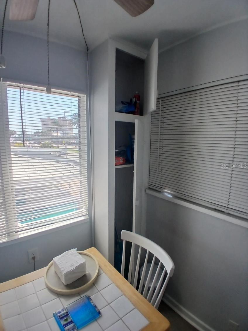 Image 17 of 32 For 18213 Gulf Boulevard A