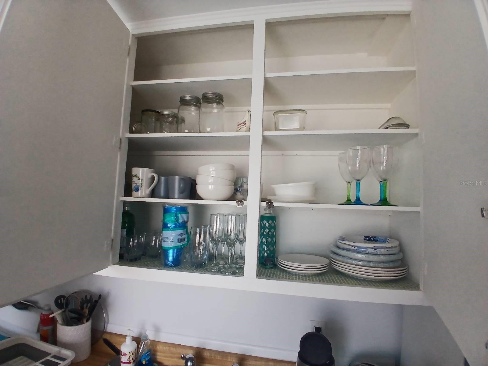 Image 18 of 32 For 18213 Gulf Boulevard A