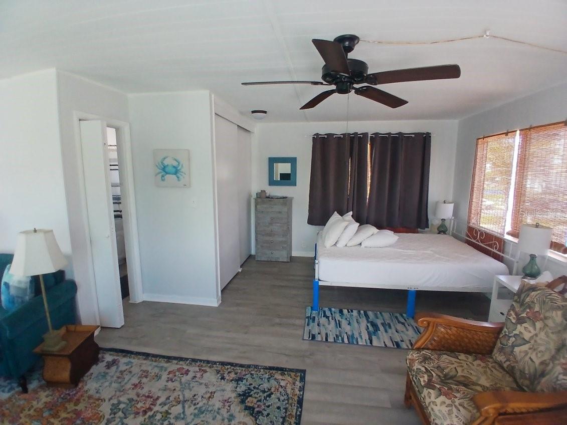 Image 19 of 32 For 18213 Gulf Boulevard A