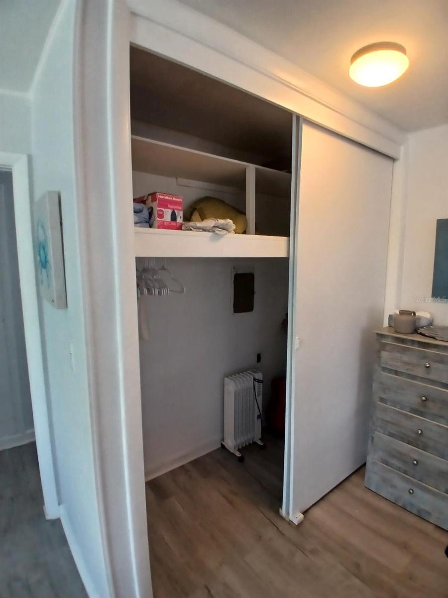 Image 21 of 32 For 18213 Gulf Boulevard A