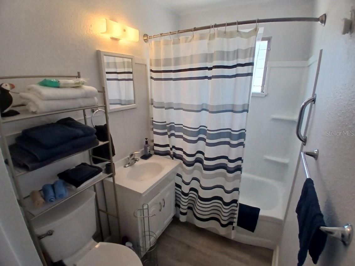 Image 22 of 32 For 18213 Gulf Boulevard A