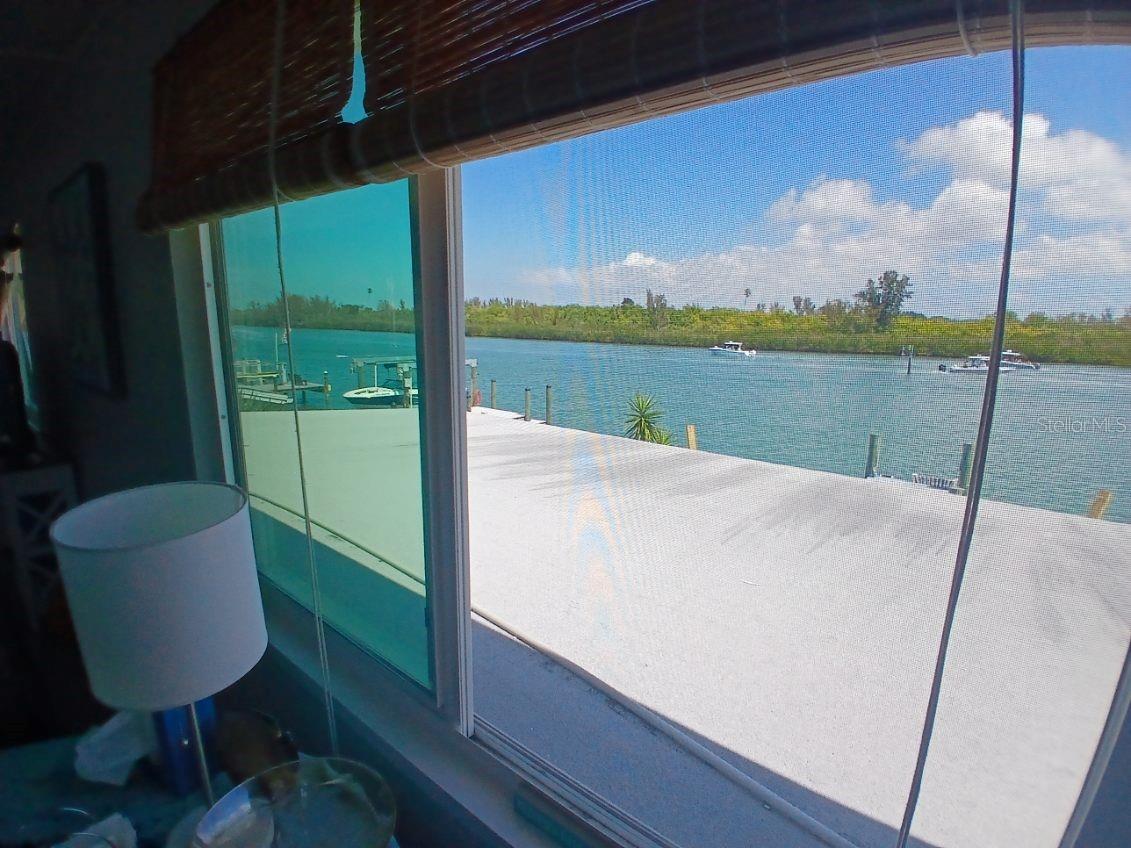 Image 3 of 32 For 18213 Gulf Boulevard A